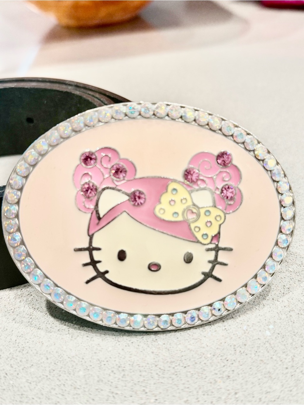 Hello Kitty Pink SWAROWSKI pink Crystal Buckle Belt Tarina Tarantino buckle - Picture 2 of 4